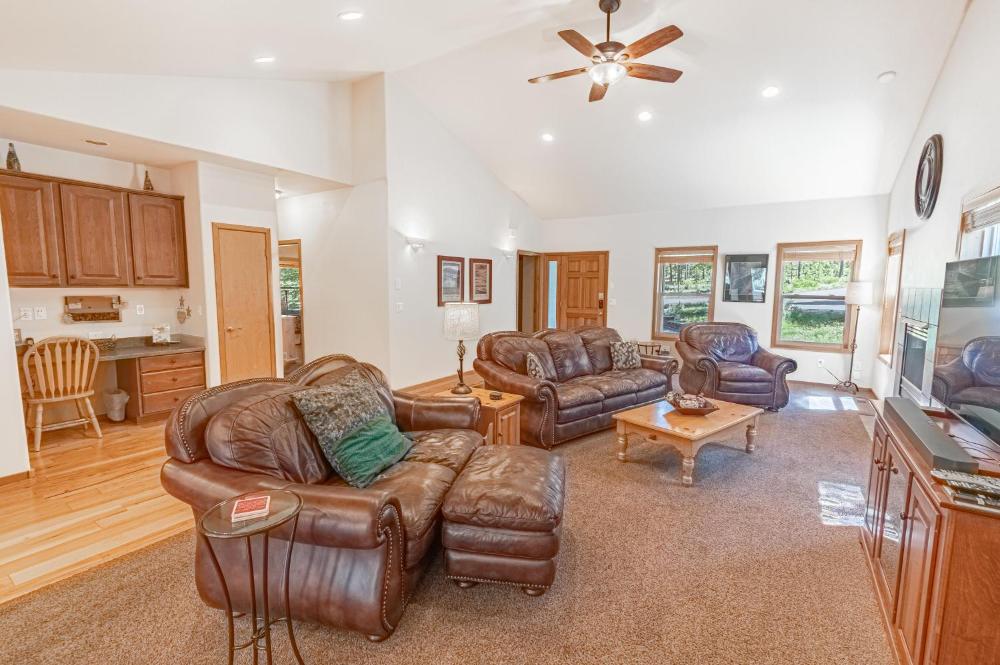 Three-Bedroom Vacation Home interior